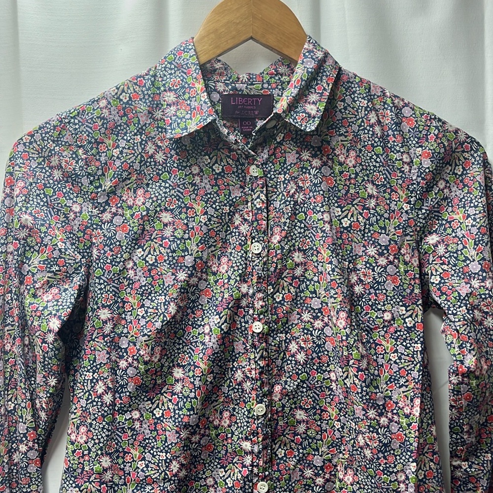 J Crew Liberty Purple Blue Floral Button Down Blouse- 00 - Picture 2 of 6